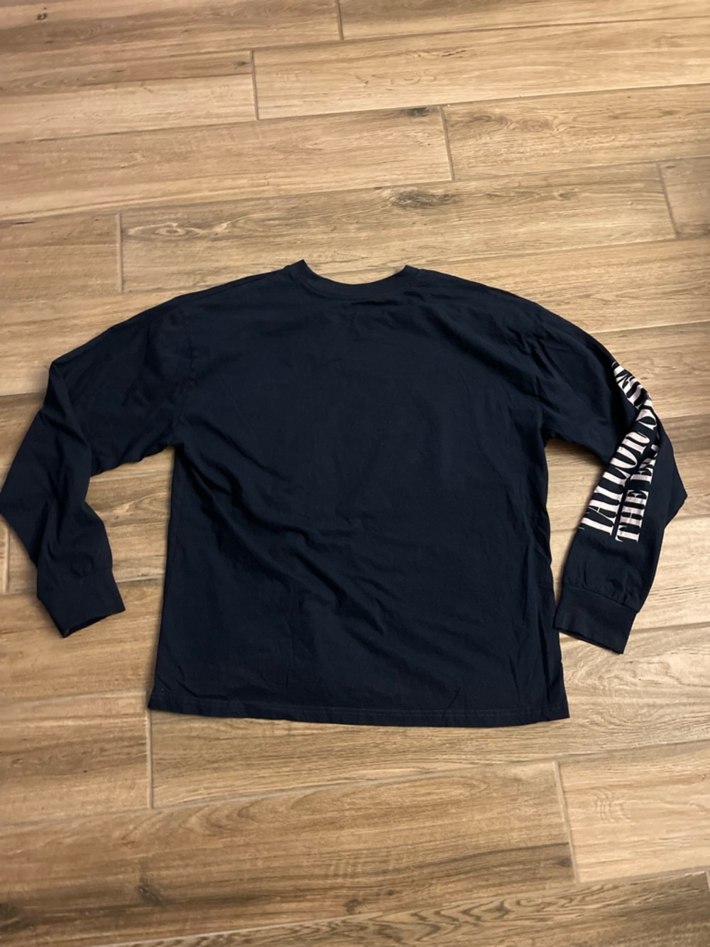 Official Taylor Swift The Eras Tour Long Sleeve T-Shirt Navy Blue Size L - Picture 5 of 7